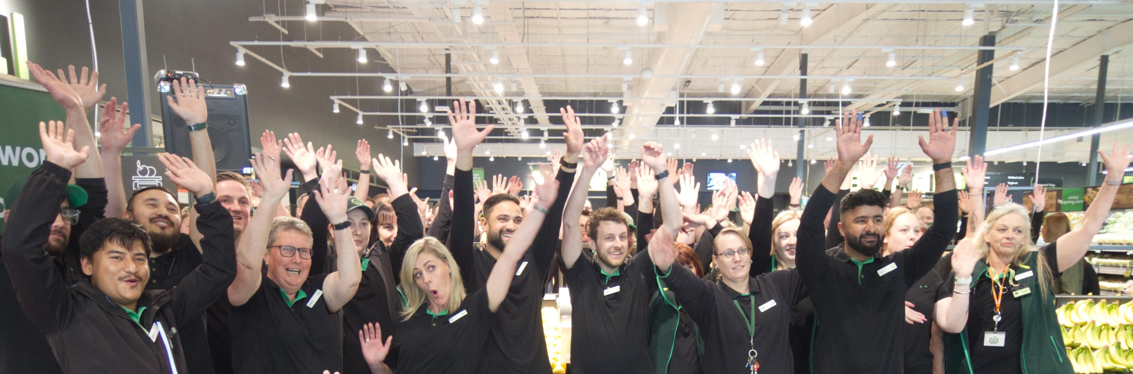 Upgraded Woolies opens in New Norfolk | Tasmanian Country Newspaper